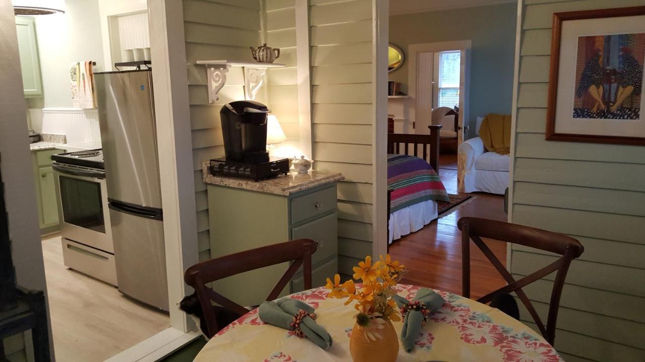 Rosemont B&B Cottages Little Rock Bagian luar foto